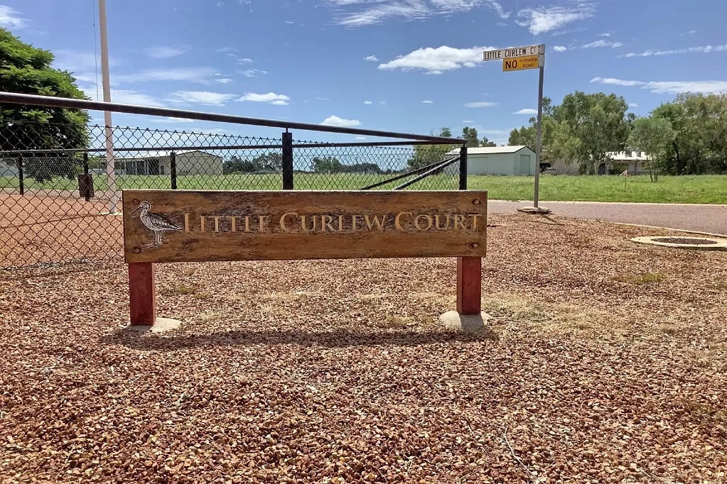 Longreach  Large block at the end of Cul-de-sac, secluded in the quiet end of town