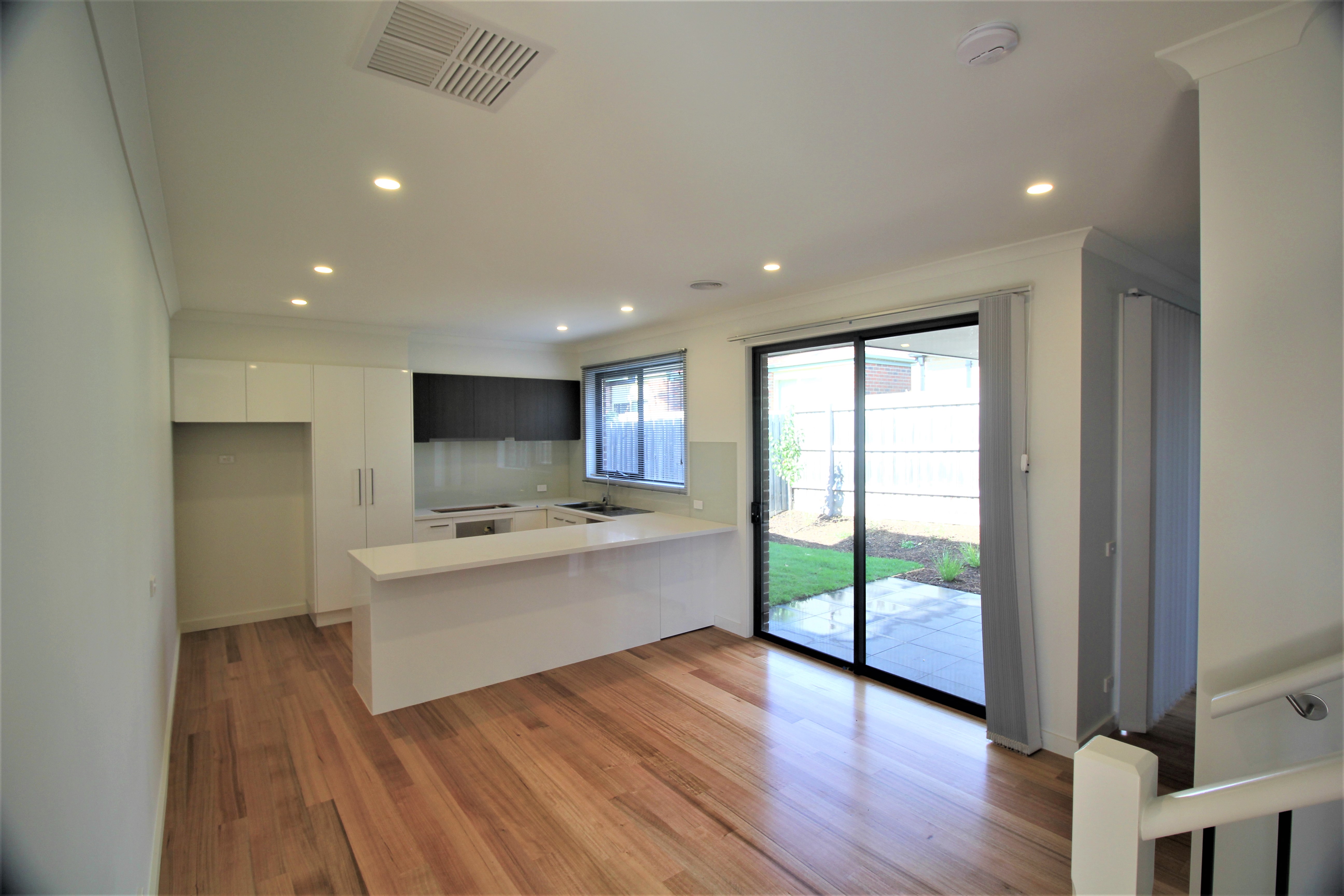 UNIT 3 12 WOONAH ST, CHADSTONE VIC 3148, 0房, 0浴, Townhouse