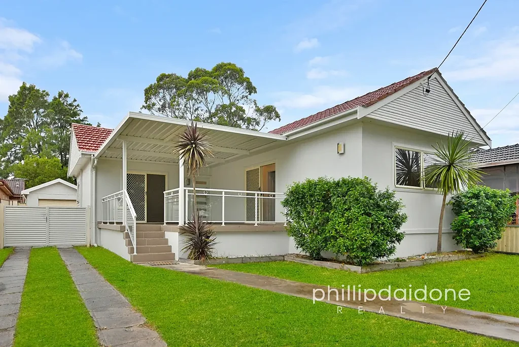 Auburn 4 Slaapkamer Renovated Family Oasis on a Rare 847m2 Block