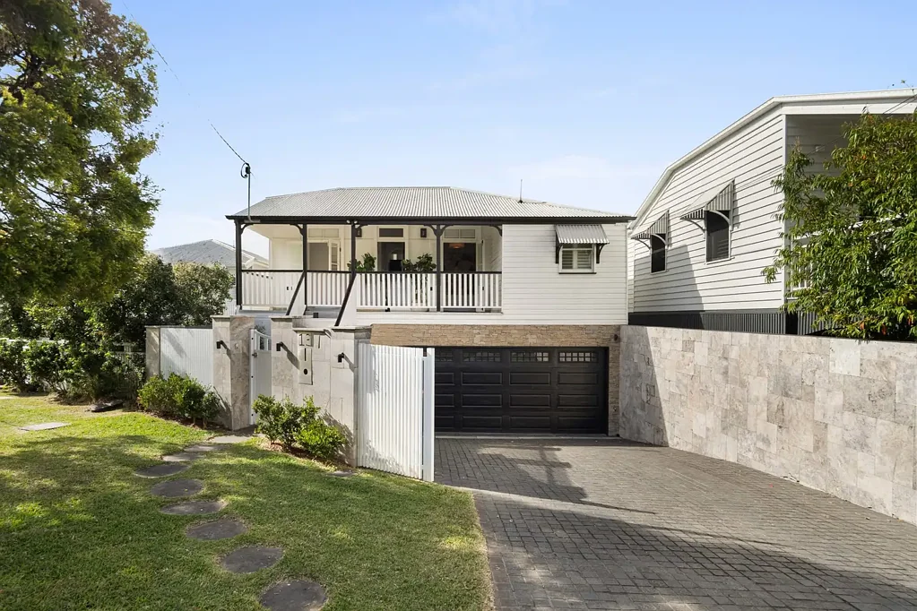 Bulimba 5 Bedroom Refined Queenslander Living in the Heart of Bulimba