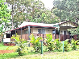 8 Vine St, Macleay Island