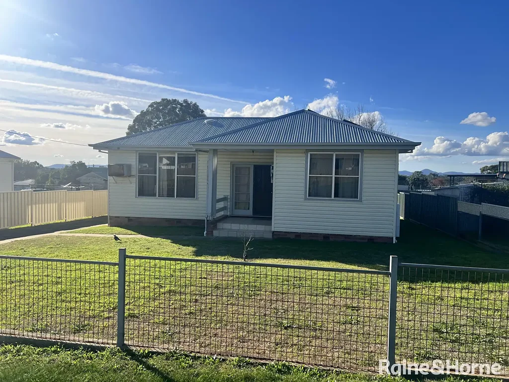 Comfortable country living with space to grow