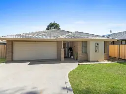 35 Zinfandel Circuit, Cessnock