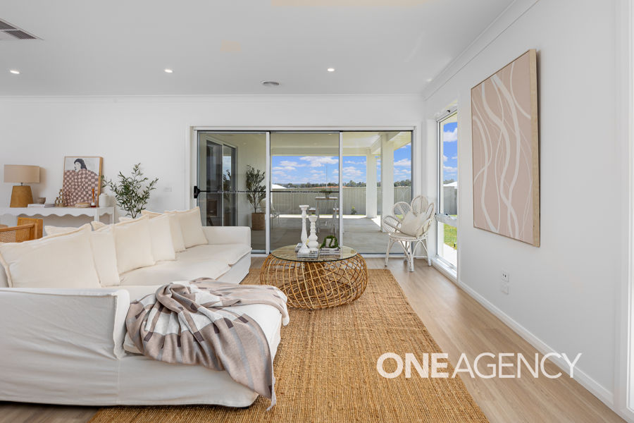 13 BURT ST, GOBBAGOMBALIN NSW 2650, 0房, 0浴, House