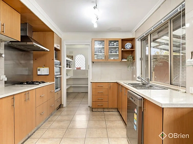 322 Elizabeth Drive, Sunbury, VIC 3429, 4房, 2浴, House