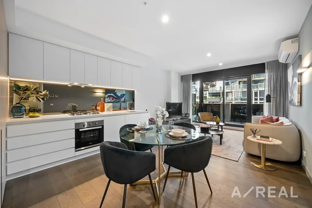 Stylish City-View Apartment in Prime West Melbourne Location!