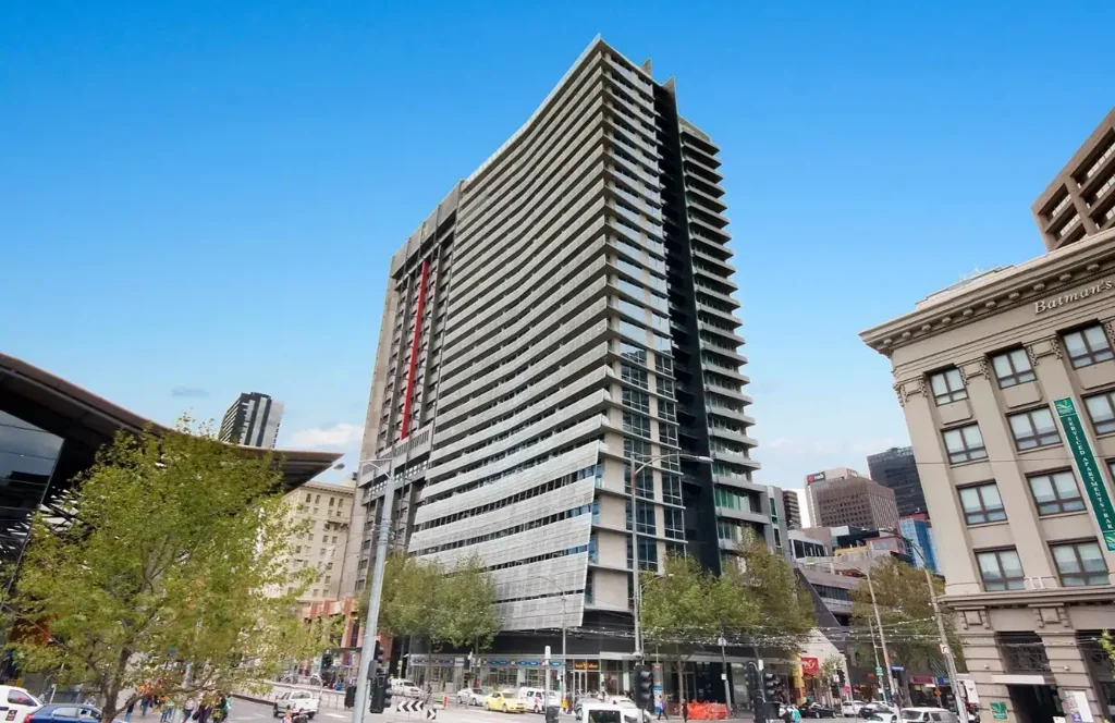 Stylish CBD Apartment – 2 Bedrooms or 1 + Study with Balcony, Parking & Resort Facilities