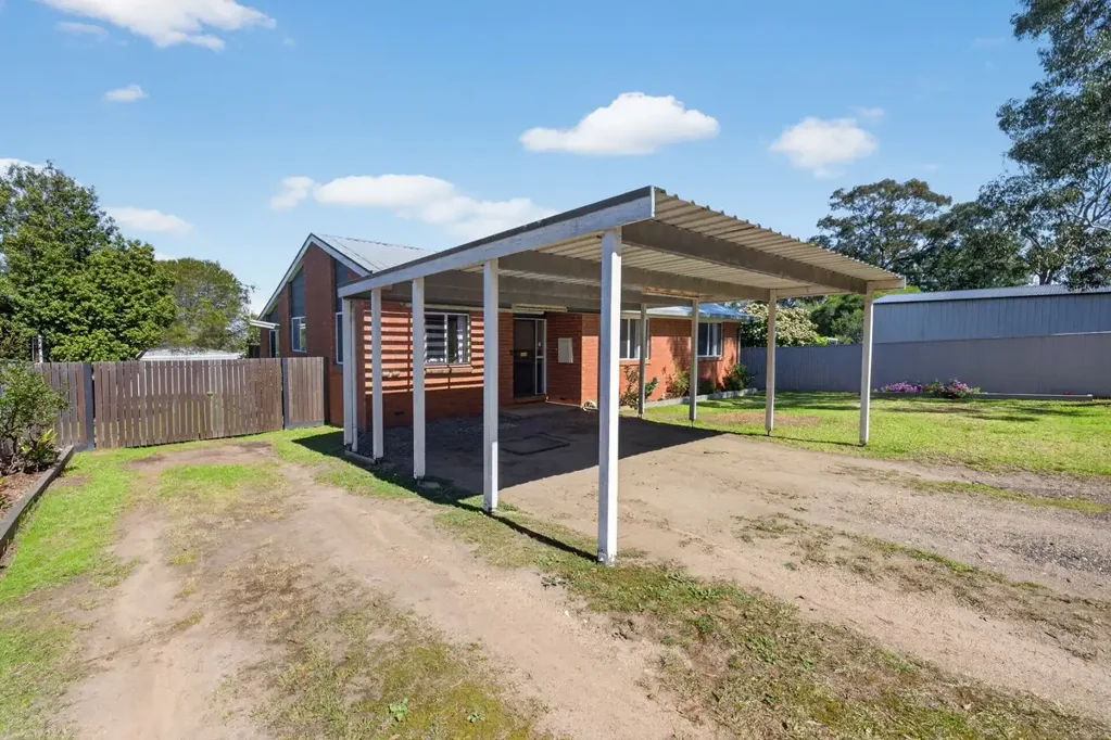 Heyfield 3 Bedroom Great First Home Or Investment Opportunity In A Quiet Location