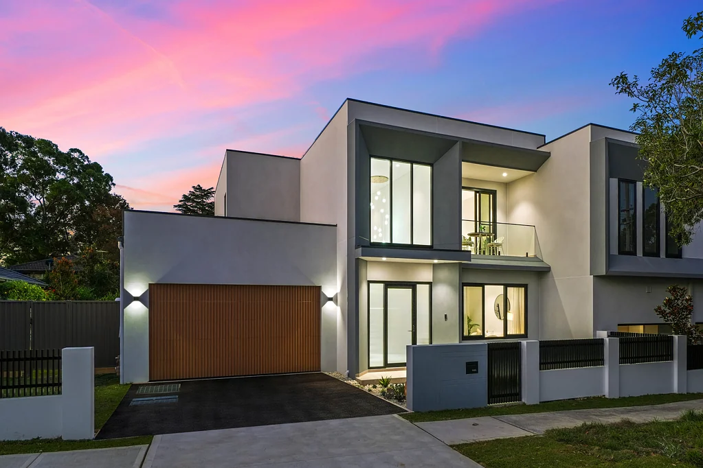 Oatley 4房 艺术与奢华并存，顶级设计的娱乐之家！ Luxury Entertainer with Designer Finishes