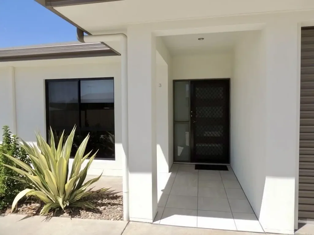 MODERN & SPACIOUS WITH ENSUITES TO ALL BEDROOMS