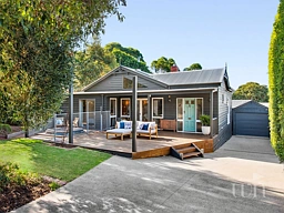 83 Bay Road, Mount Martha