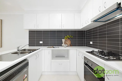 2/12 Aurora Way, Chisholm, NSW 2322, 3 Bedrooms, 2 Bathrooms, Unit