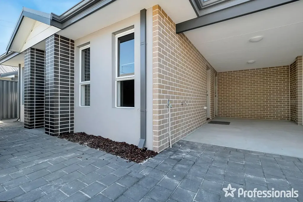 Modern Villa in Pearsall!