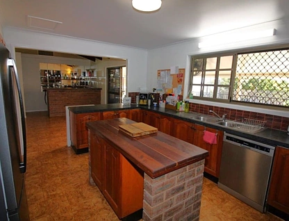 25-27 Stubley Street, Richmond Hill, Townsville, 4 Kuwarto, 1 Banyo, House