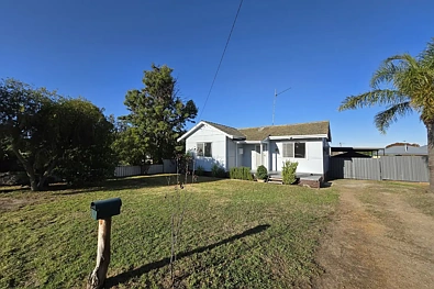 Katanning 3房  A well-maintained and practical home