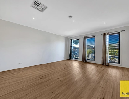 6 Calypso Crescent, Point Cook, South West Melbourne, 4 कमरे, 2 बाथरूम, House