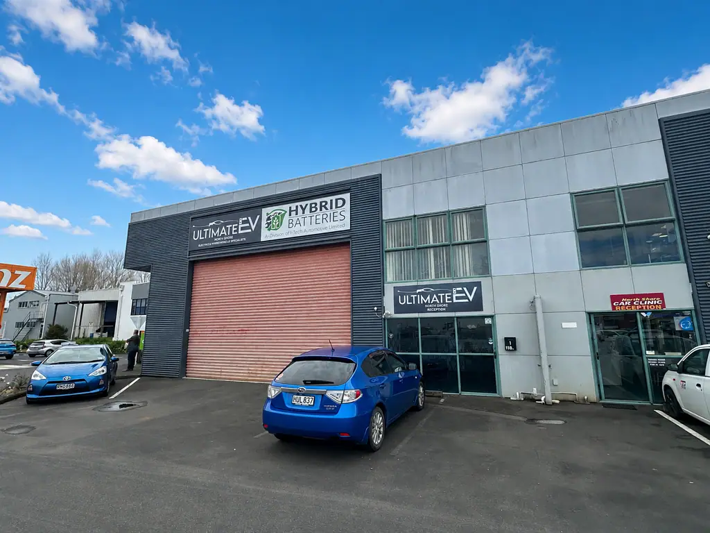 Glenfield 215M² WAIRAU WORKSHOP  EX-AUTOMOTIVE