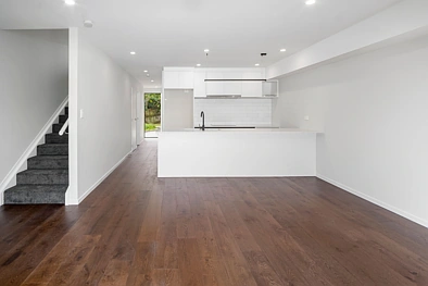 Modern 3 bedroom townhouse in Gulf Harbour