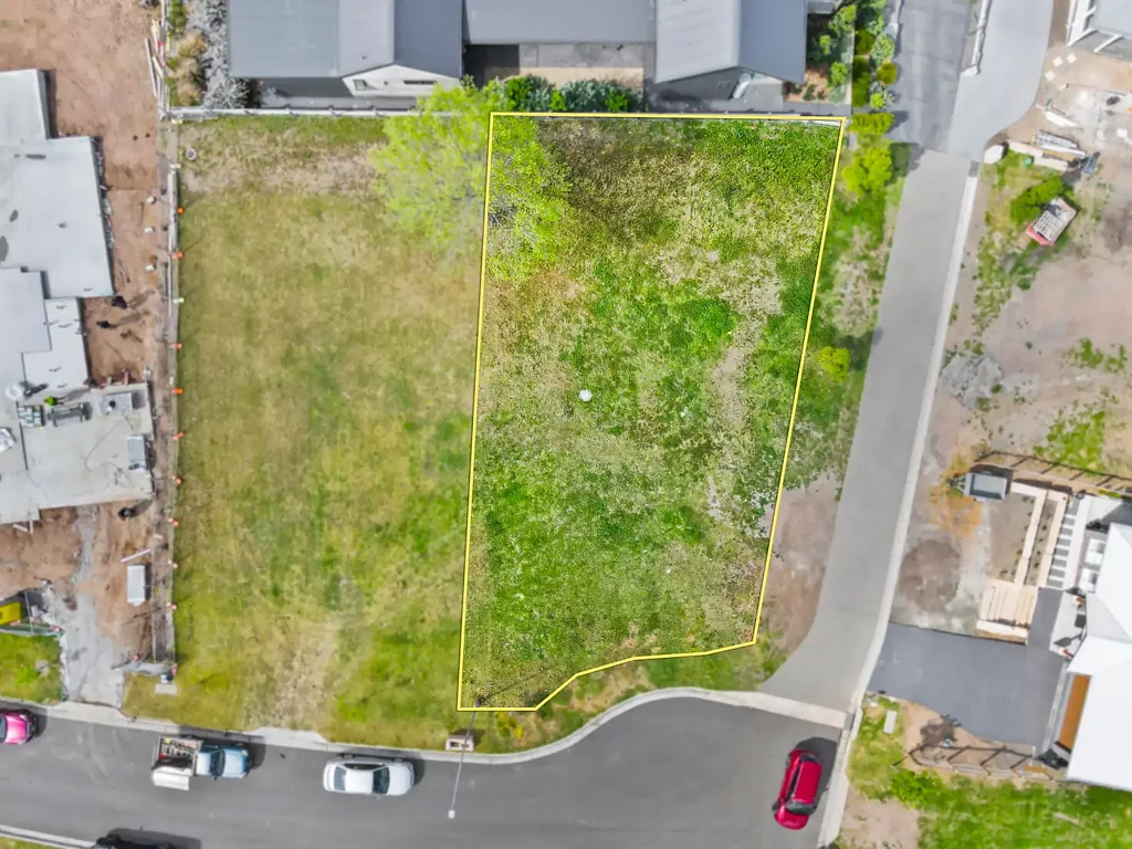 Kurrajong Level, 578.4sqm block in Kurrajong Village!