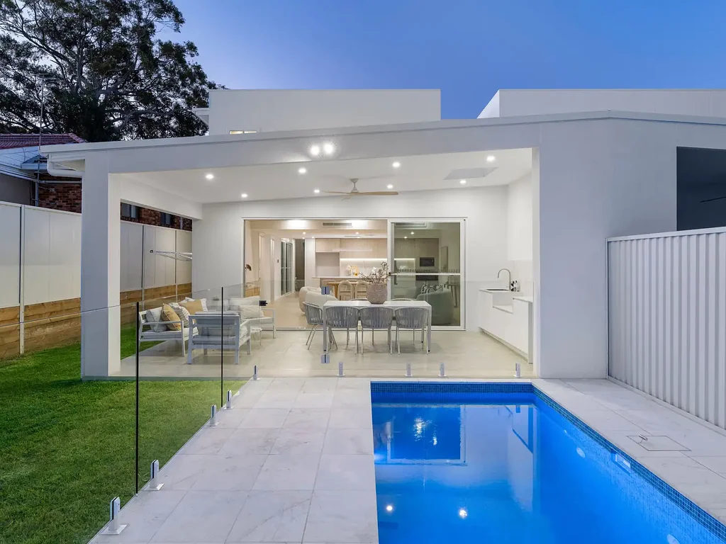 Burraneer 4 Bedroom Coastal Comfort