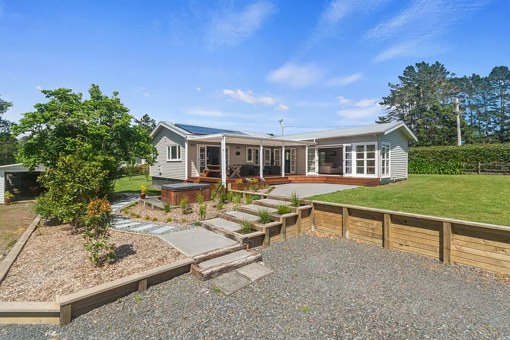 Kumeu 7غرفة نوم A World Away - Home with Income