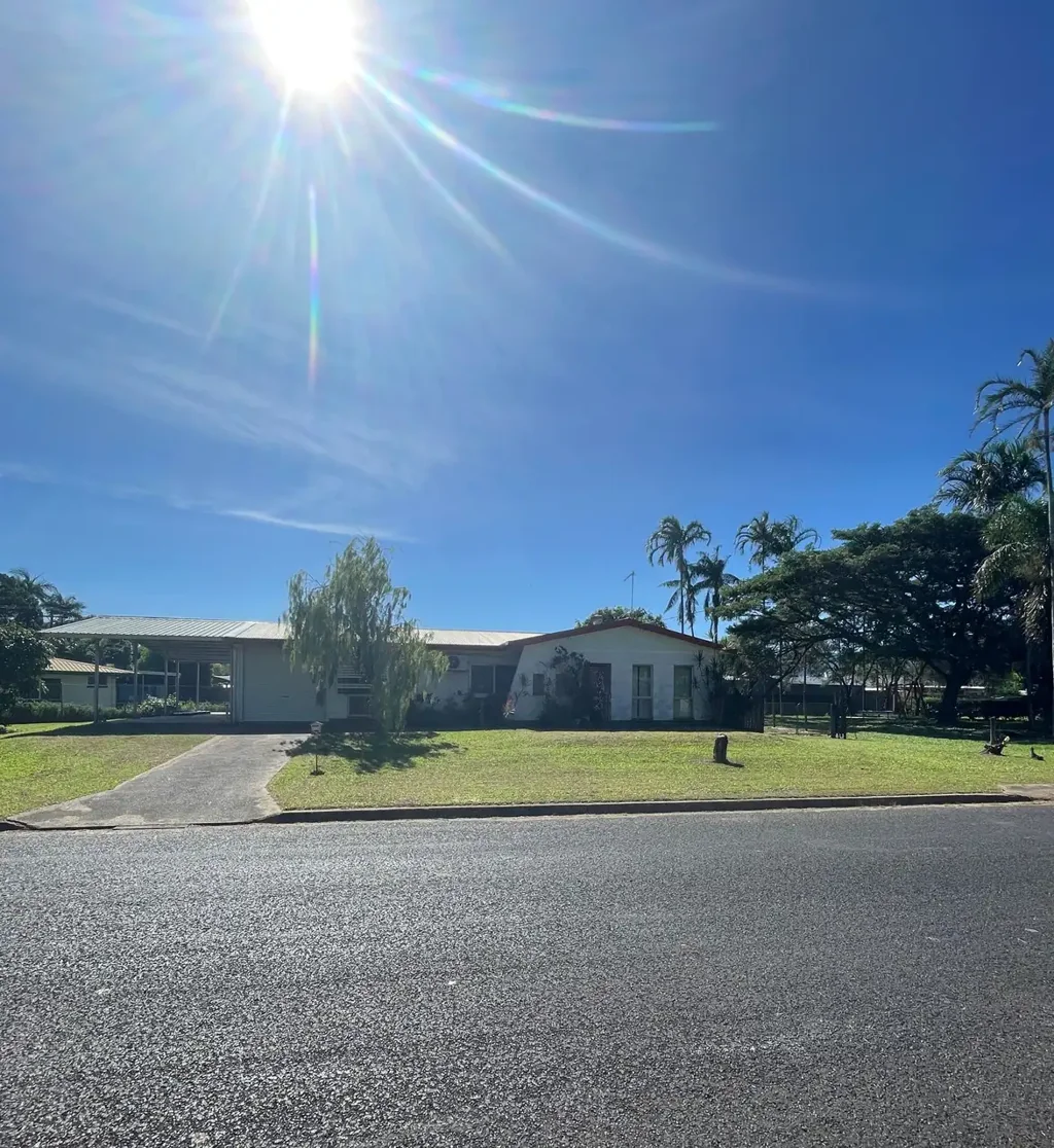 Gordonvale 3ห้องนอน Great Price!  Great Opportunity!