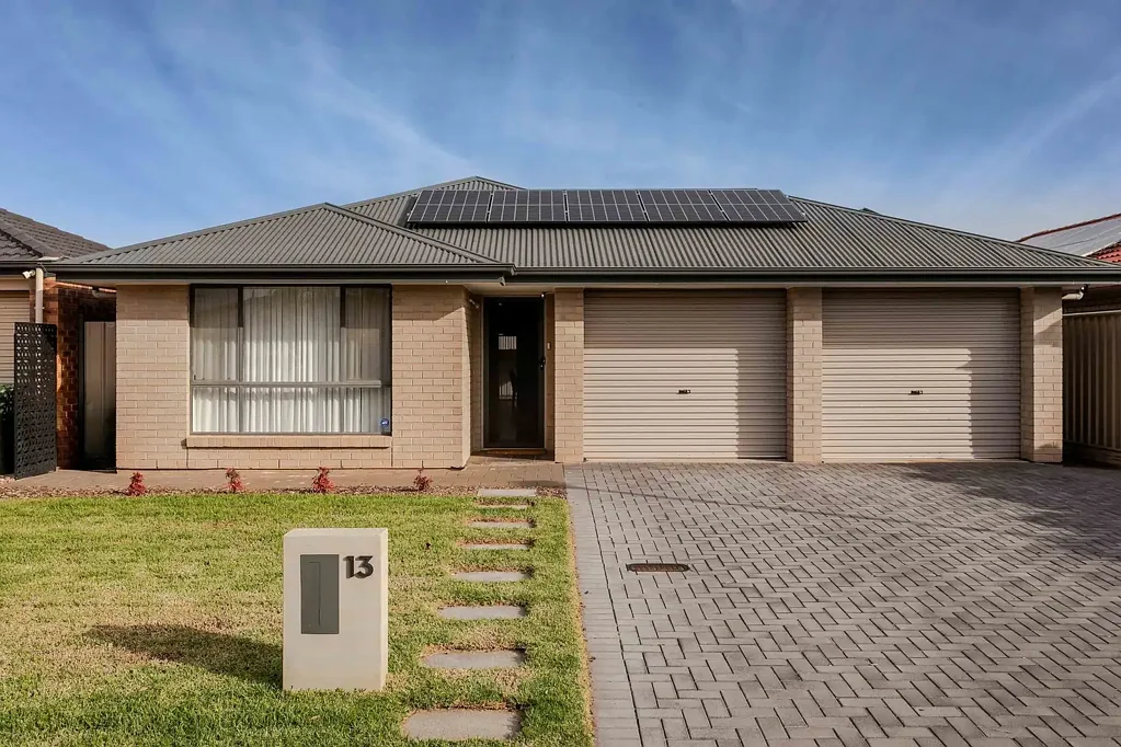 Munno Para West 3침실 Modern Family Living with Style, Space & Solar Efficiency