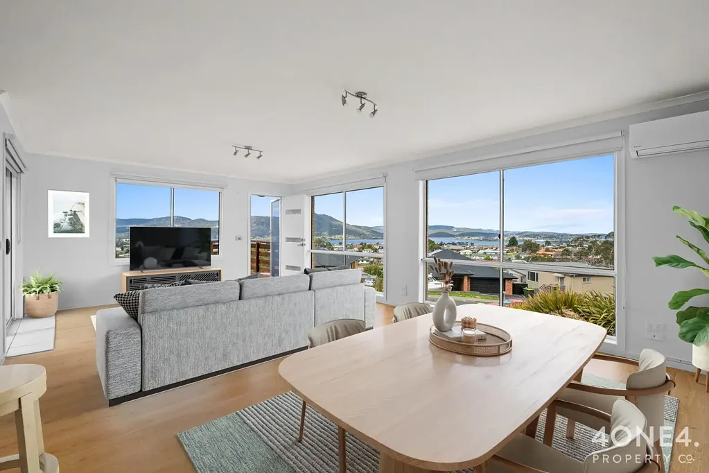 2/1 Cazaly Drive, Chigwell, TAS 7011