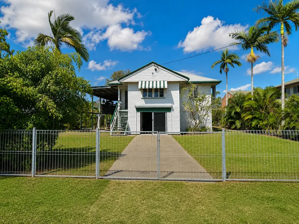Garbutt 3 Bedroom Spacious 1012sqm Family Home in Garbutt