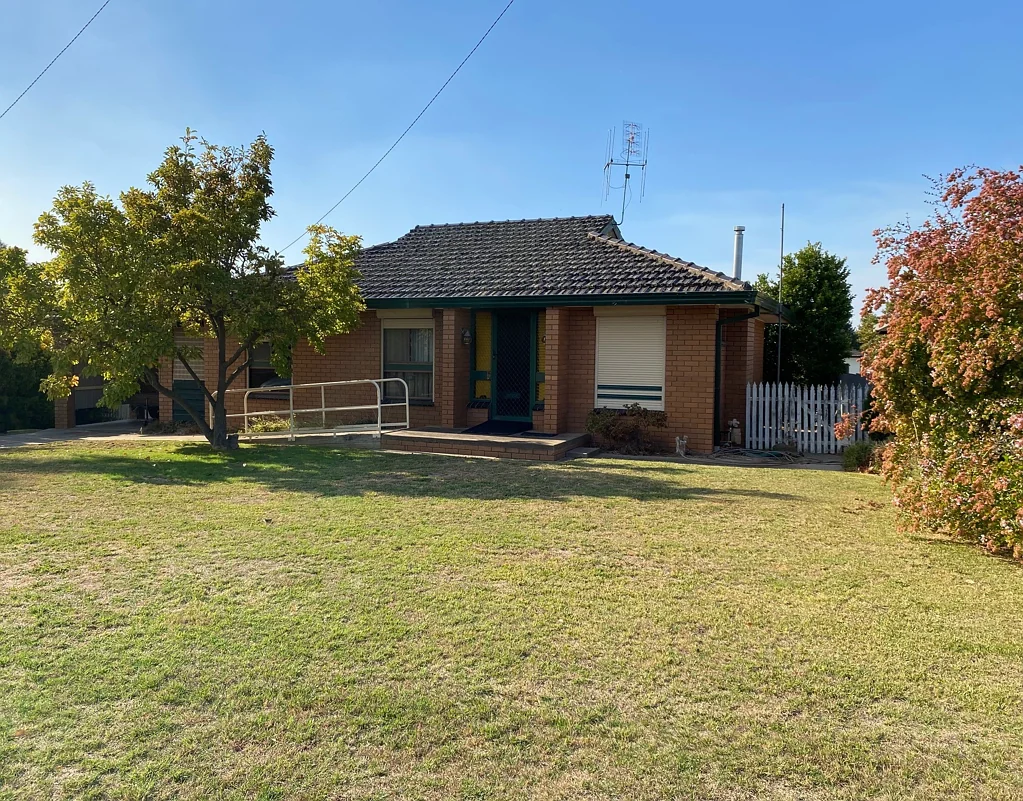 32 Hughes Street, Barooga, NSW 3644