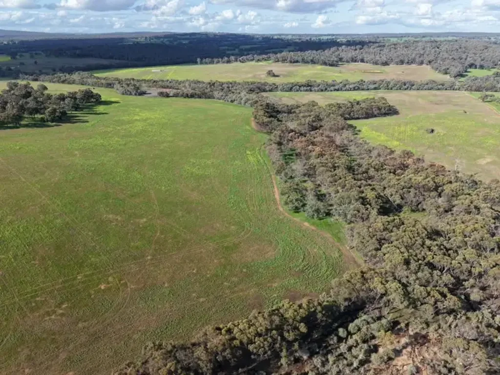 Copley Prime 458-Acre Farming & Lifestyle Opportunity – Excellent Location