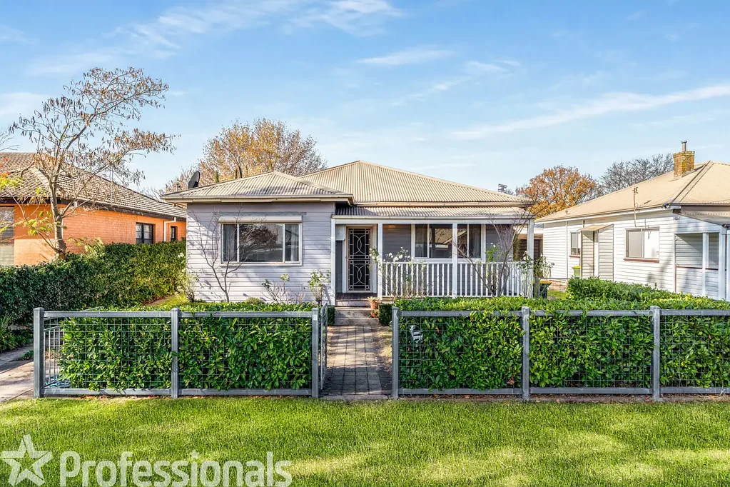 Orange 3ਬੈੱਡਰੂਮ Charming Home in Prime Orange Location