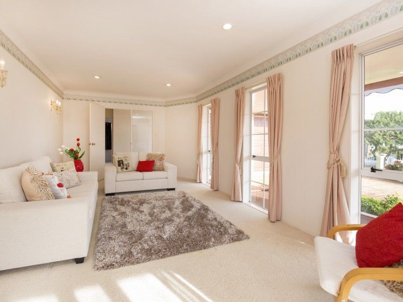 8 Travers Place, Northpark, Auckland - Manukau, 4房, 0浴