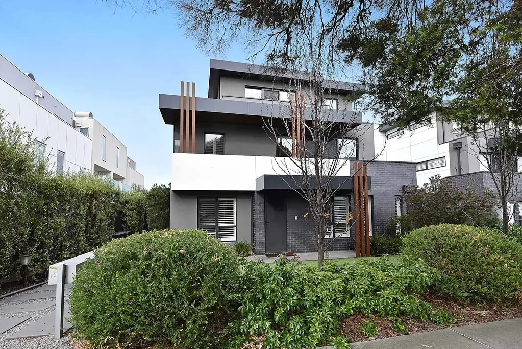 A Showcase of Modern Style, Space & Street Appeal