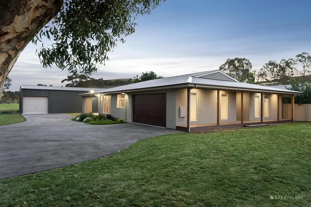 2064 Donnybrook Road, Yan Yean, VIC 3755
