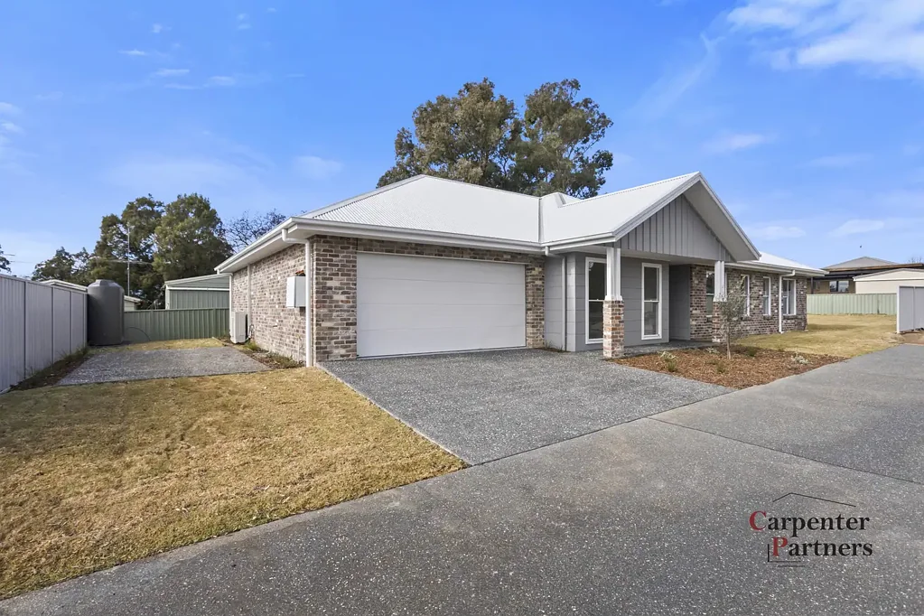 Thirlmere 4ਬੈੱਡਰੂਮ Large Lot with Side Access + Quality Built!!!