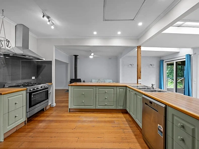 15 Main Street, Maindample, VIC 3723, 3房, 2浴, House