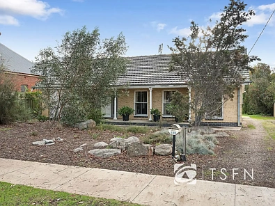 Bendigo 3Zimmer Highly Sort-After Central Bendigo Home.