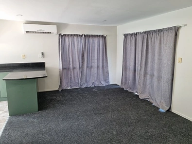Henderson-- Tidy 2 Bedroom House