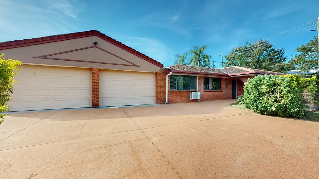 SHAREHOUSE ROOM AVAILABLE - $255 per week.