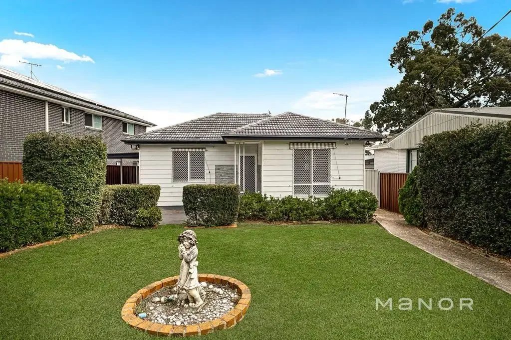 Spacious Family Home in a Quiet Lalor Park Location!