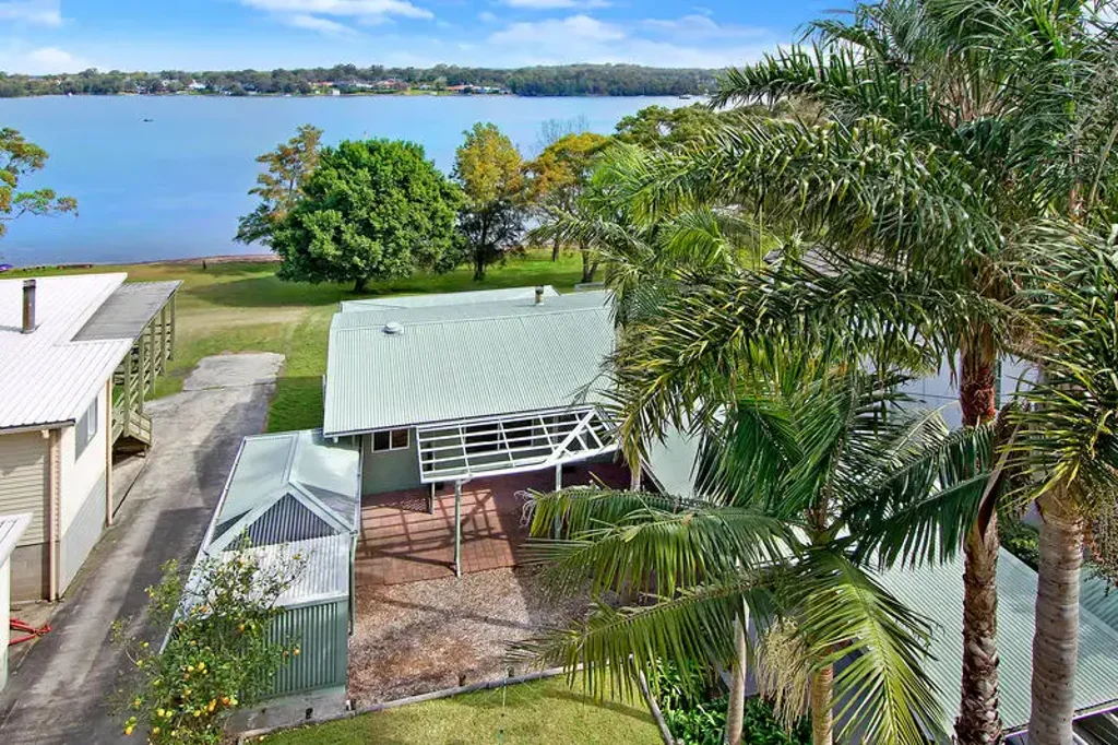 Waterfront Living on Barden's Bay