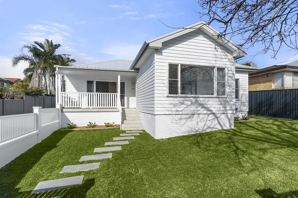 25 Ballar Avenue, Gymea Bay, NSW 2227