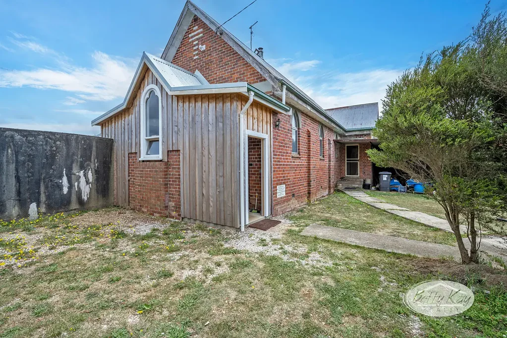 Redpa 3Zimmer A Unique Piece of Tasmania's Far North West