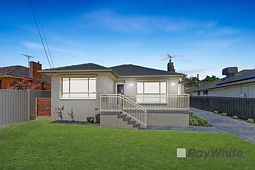 1/4 Peter Court, Dandenong