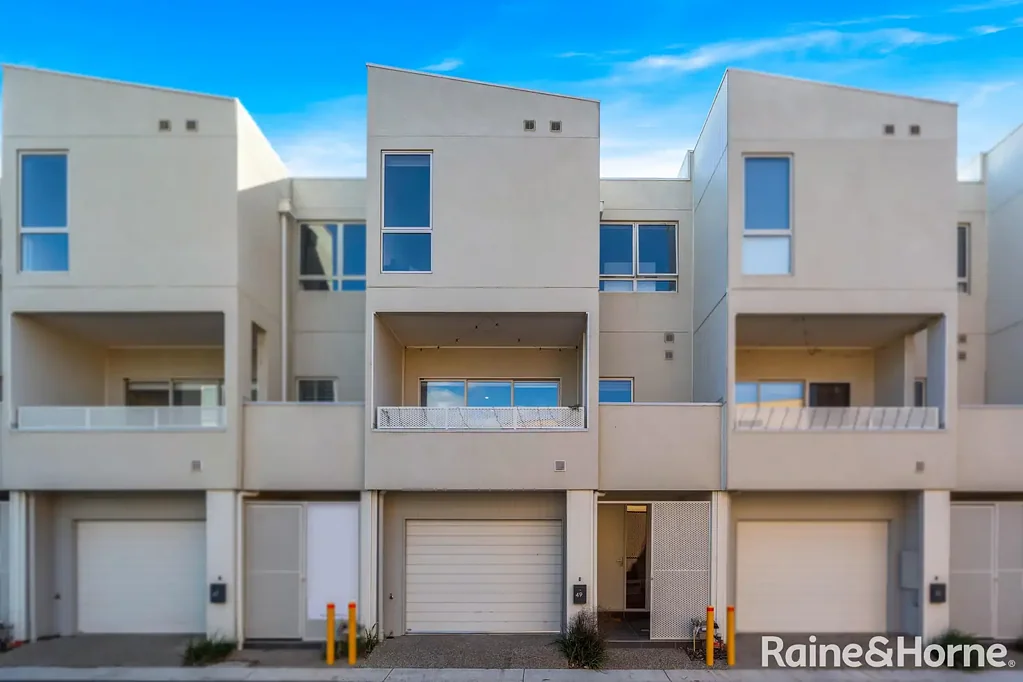 49 Cameo Crescent, South Morang, VIC 3752