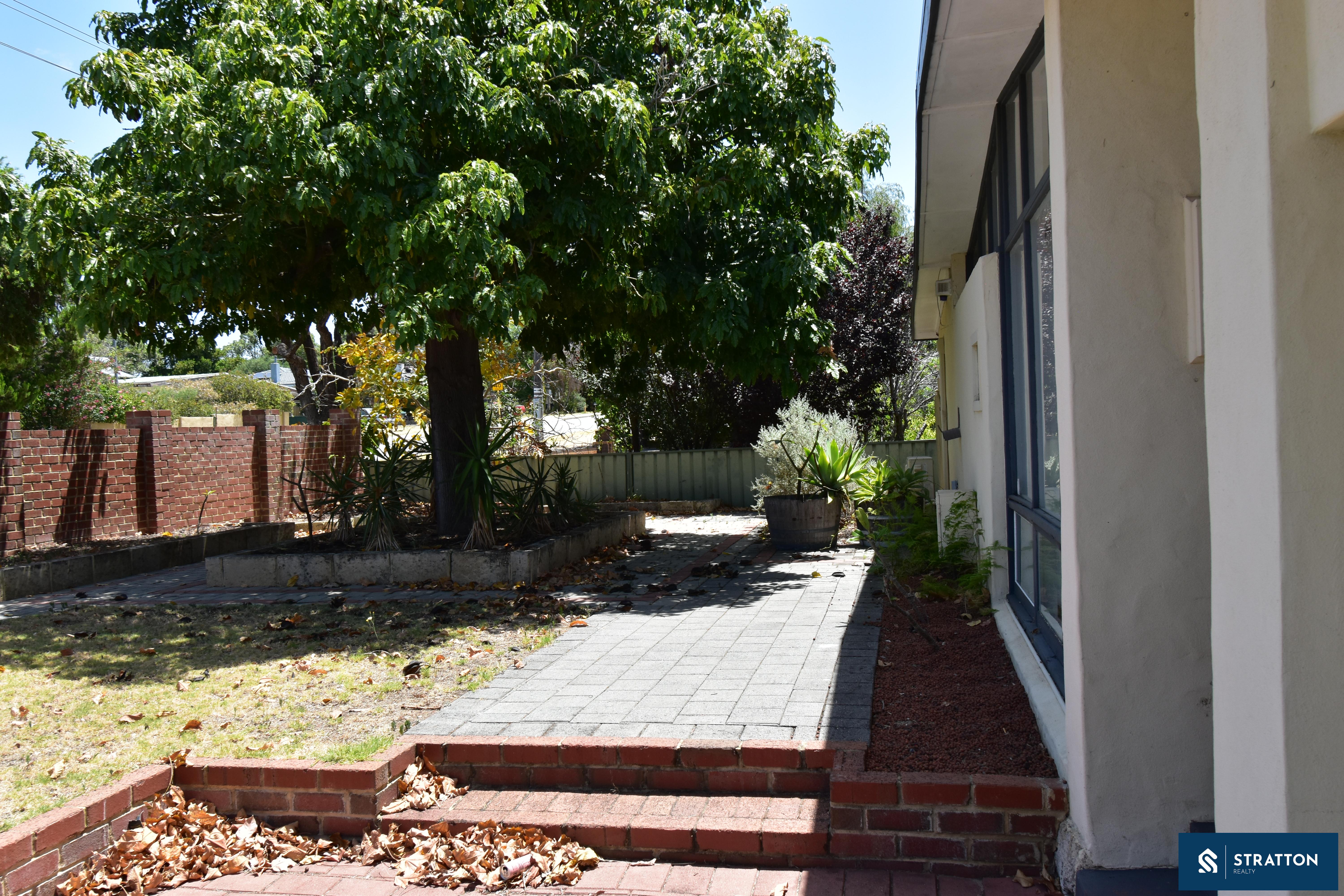 53 SPRING RD, THORNLIE WA 6108, 0部屋, 0バスルーム, House