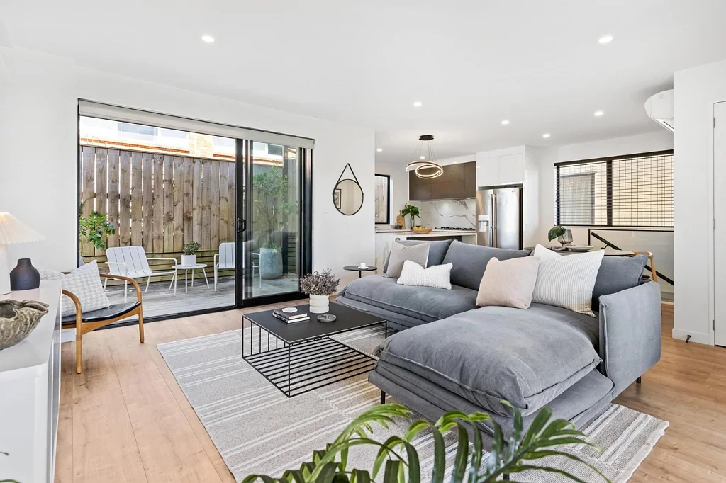 49B Northboro Road, Belmont