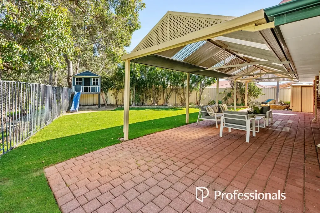 High Wycombe 5房  UNDER OFFER BY GLEN NEWLAND - PROFESSIONALS