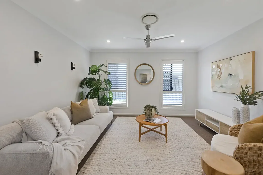 12 Moreton Drive, Rural View, QLD 4740
